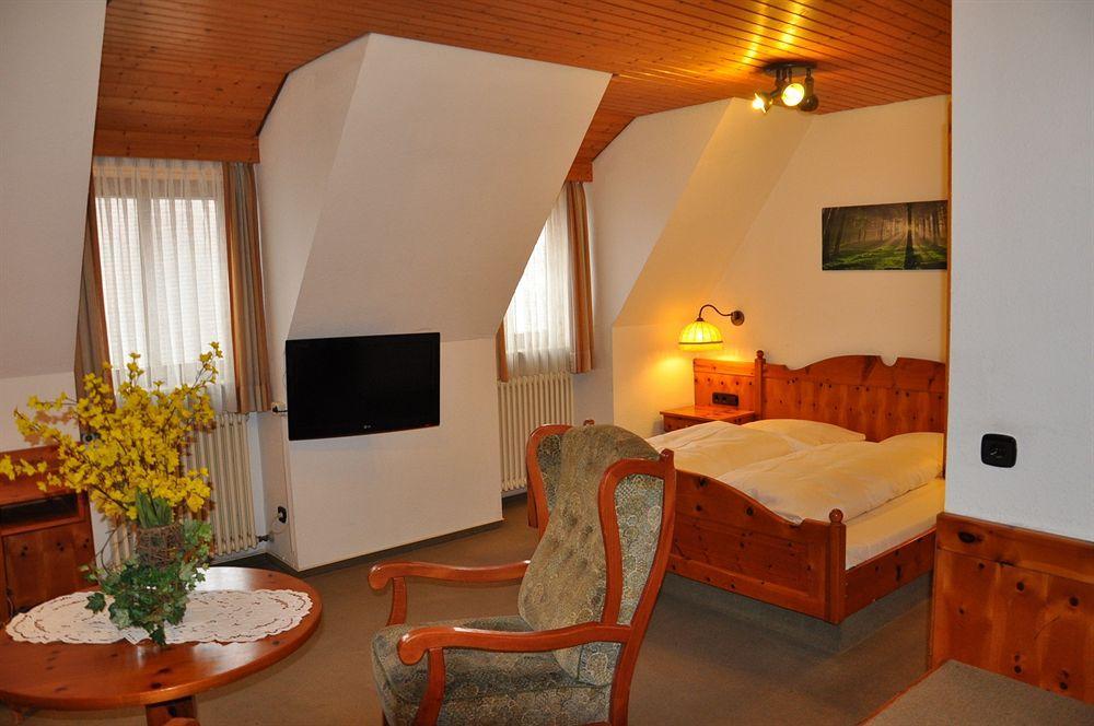Gaestehaus Becher Donzdorf Exterior photo